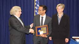Milind Kulkarni receives the Presidential Early Career Award for Scientists and Engineers from DOE Secretary Moniz and DOE Office of Science Director Murray.