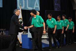 Secretary Chu congratulates the 2011 High School National Science Bowl® Champs from Mira Loma High School