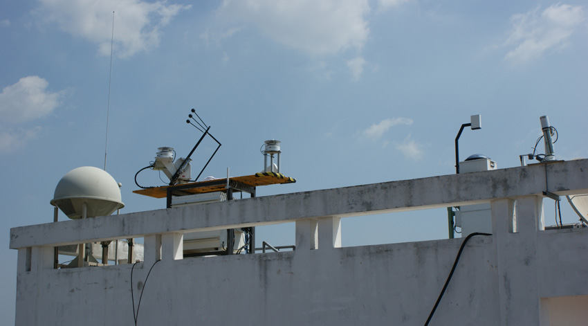 wanda-rick-lu-arm-mobile-facility-china-large.jpg